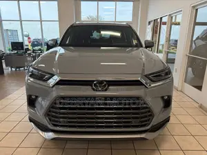 Toyota Grand Highlander Platinum AWD 2024 Gray