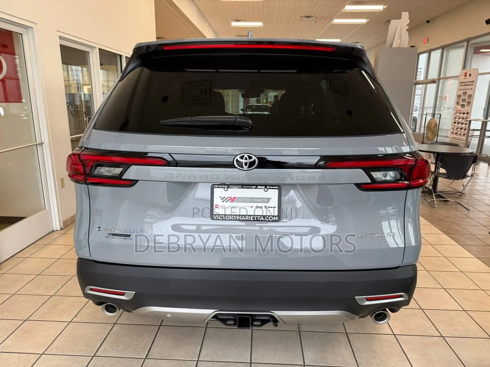 Toyota Grand Highlander Platinum AWD 2024 Gray