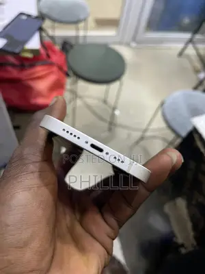 Apple iPhone 13 128 GB White