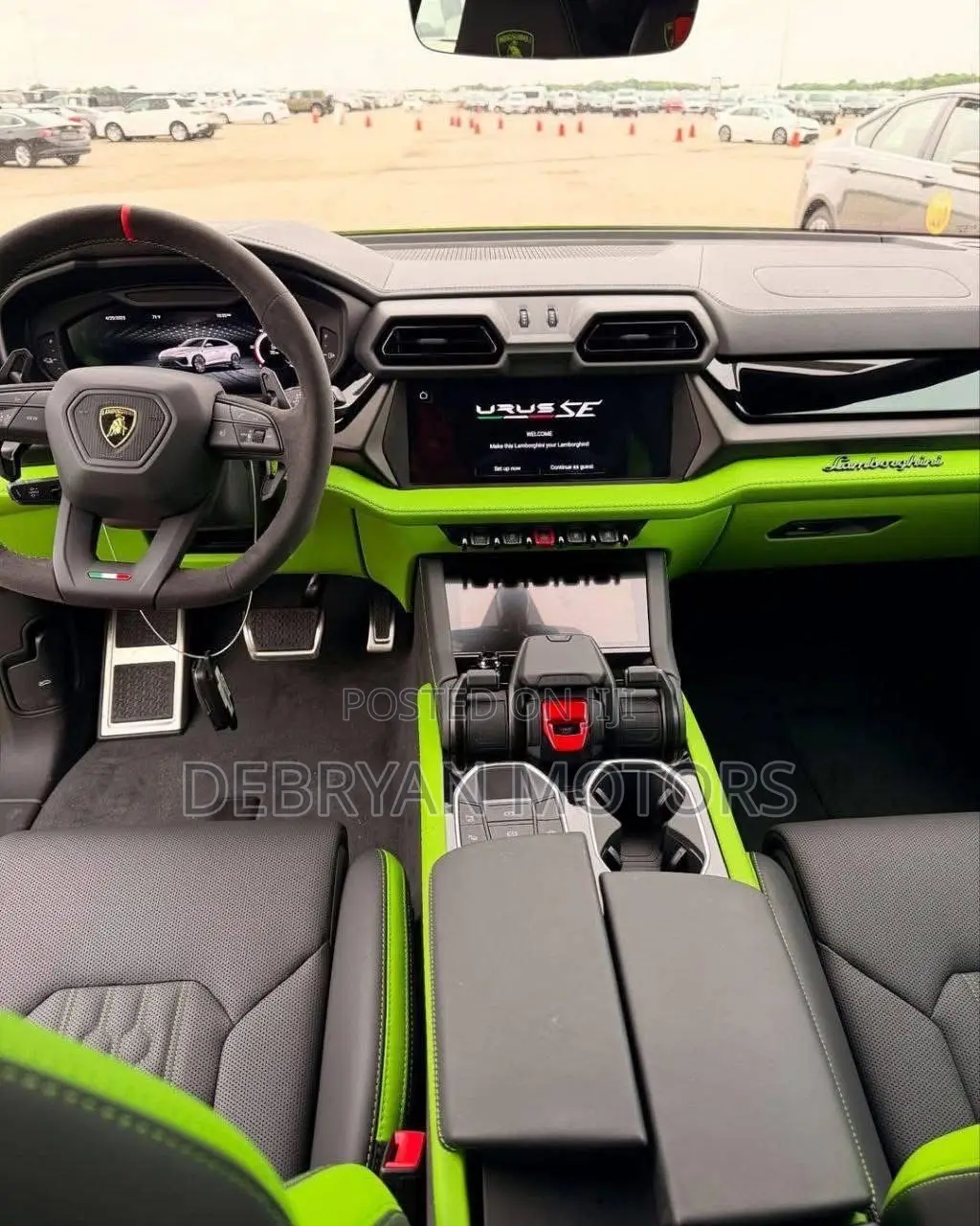 New Lamborghini Urus 2024 Green