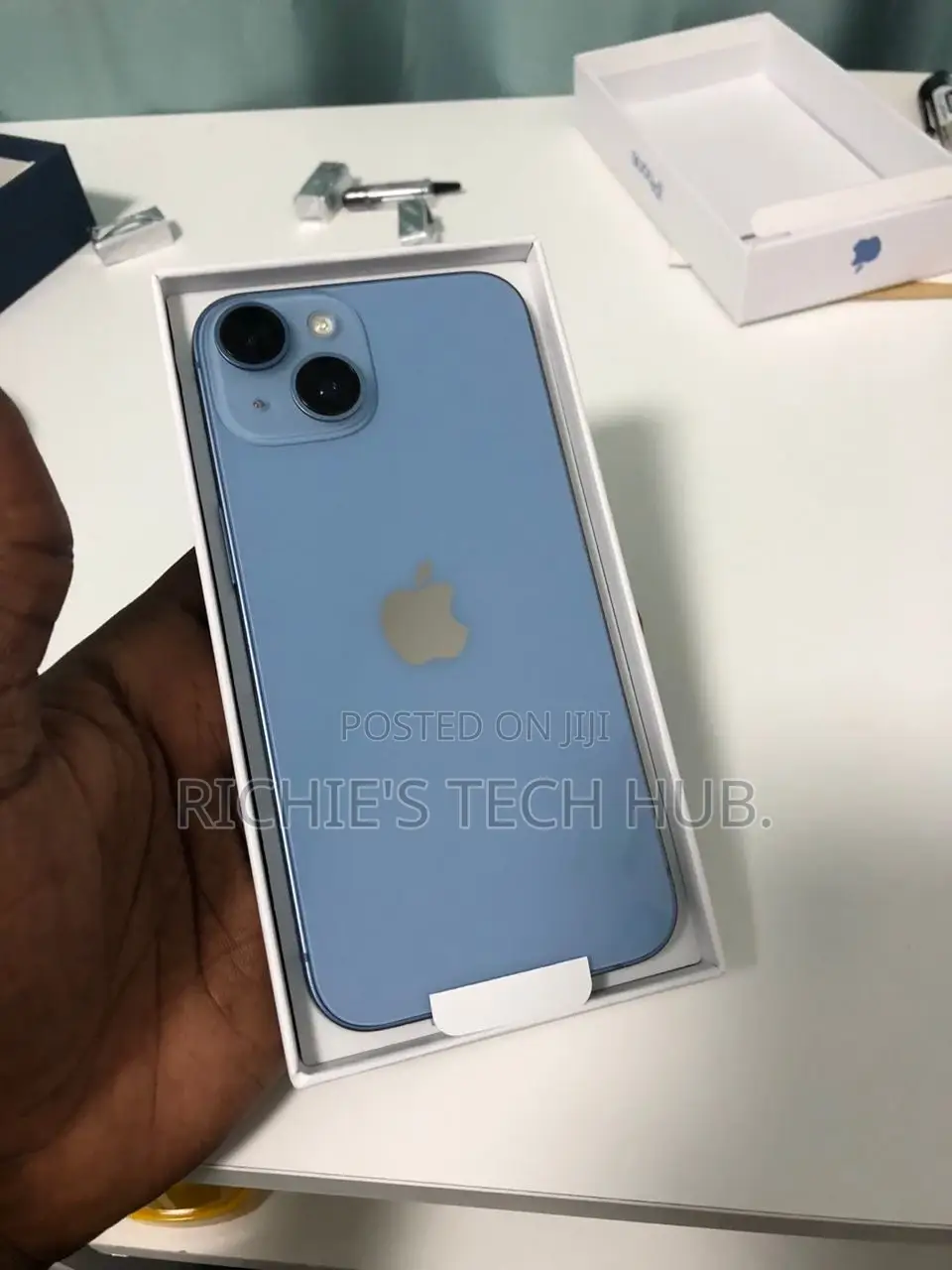 New Apple iPhone 14 128 GB Blue