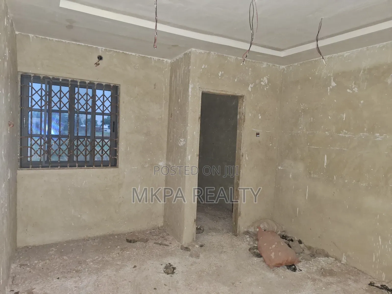20bdrm House in Mkpa Realty, Tamale Municipal for sale