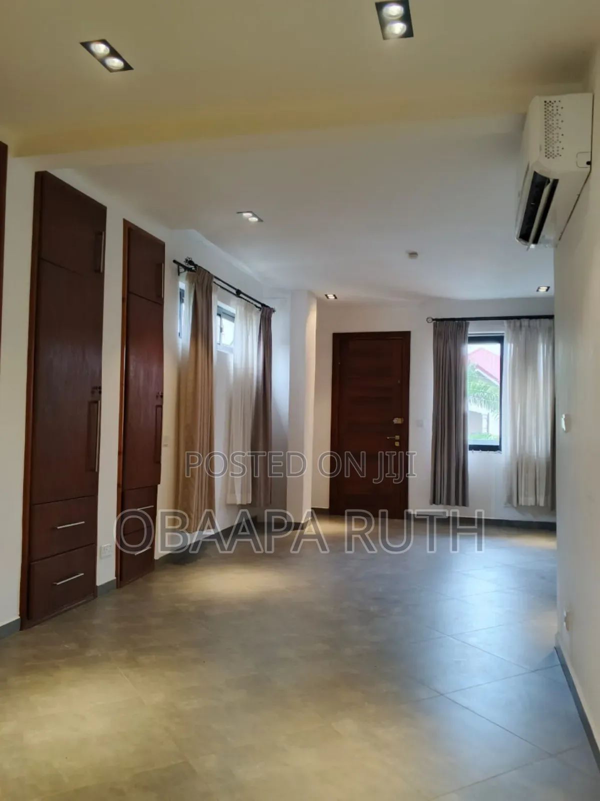 6bdrm House in East Airport for rent