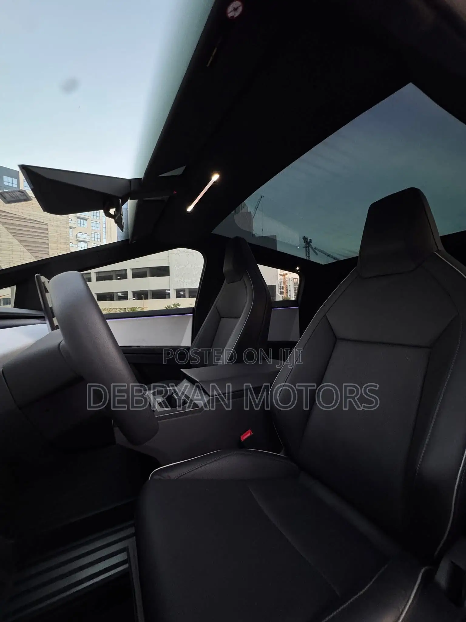 Tesla Cybertruck 2025 Black