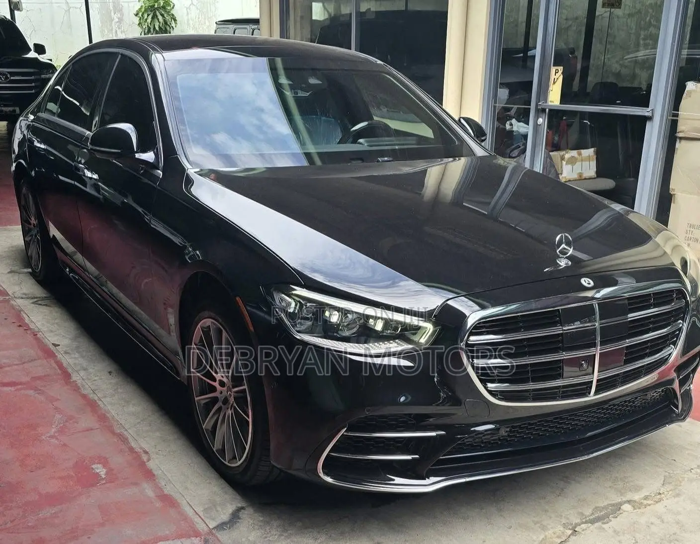 Mercedes-Benz S-Class 2025 Black
