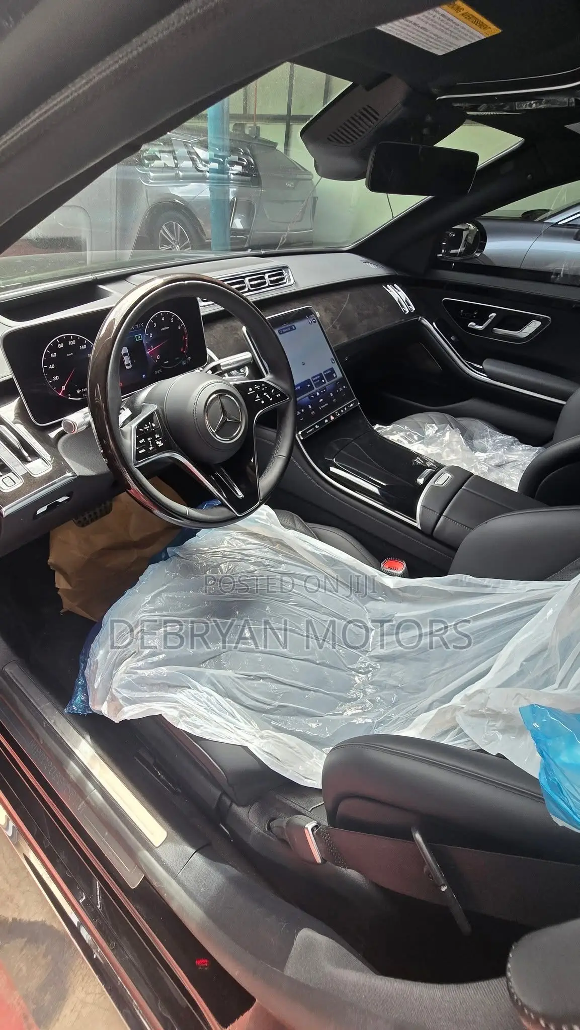 Mercedes-Benz S-Class 2025 Black