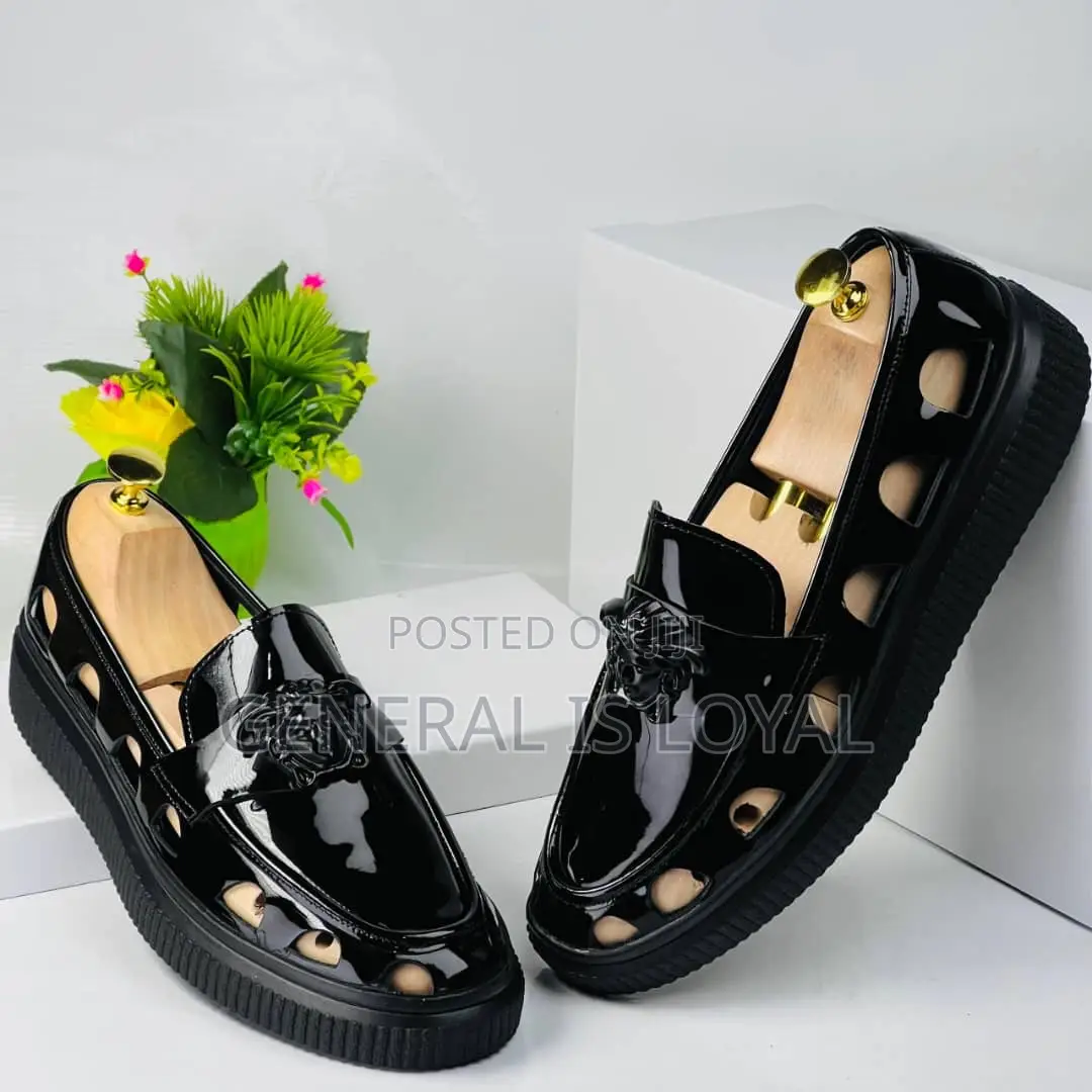 Versace Shoe / Scandals