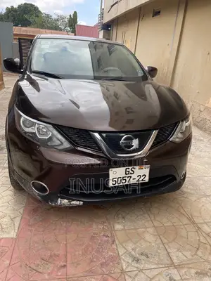 Photo - Nissan Rogue S AWD 2018 Brown