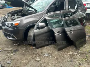 Outlander Sports 16-18 / Asx Sports Parts for Sale