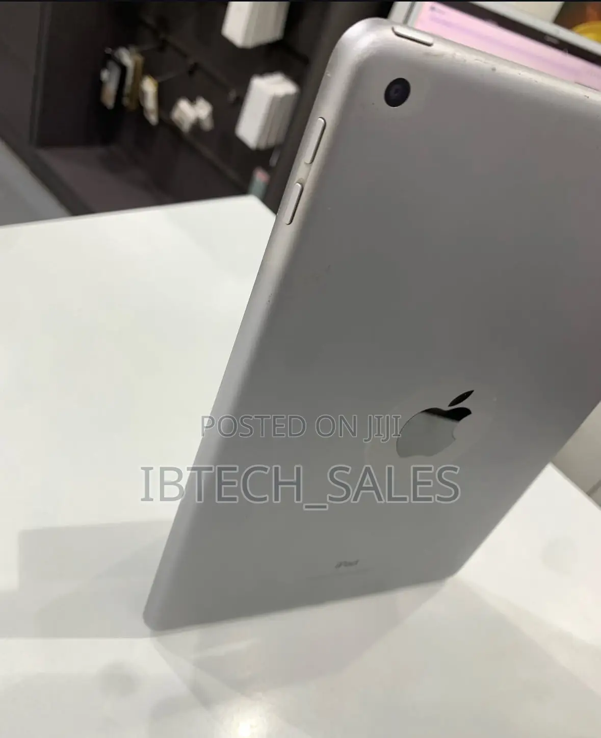 Apple iPad 9.7 32 GB Silver