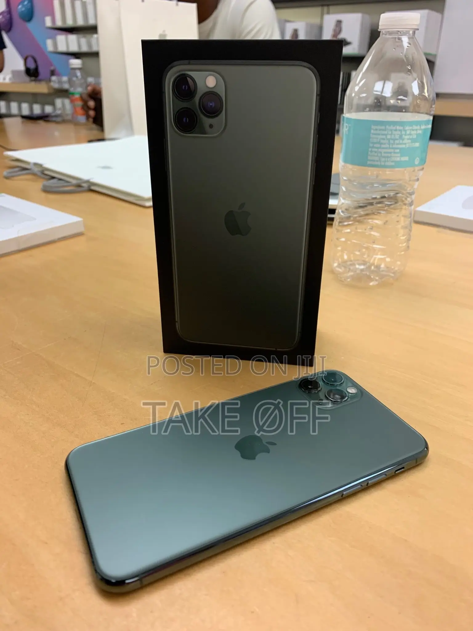 New Apple iPhone 11 Pro Max 64 GB Bronze