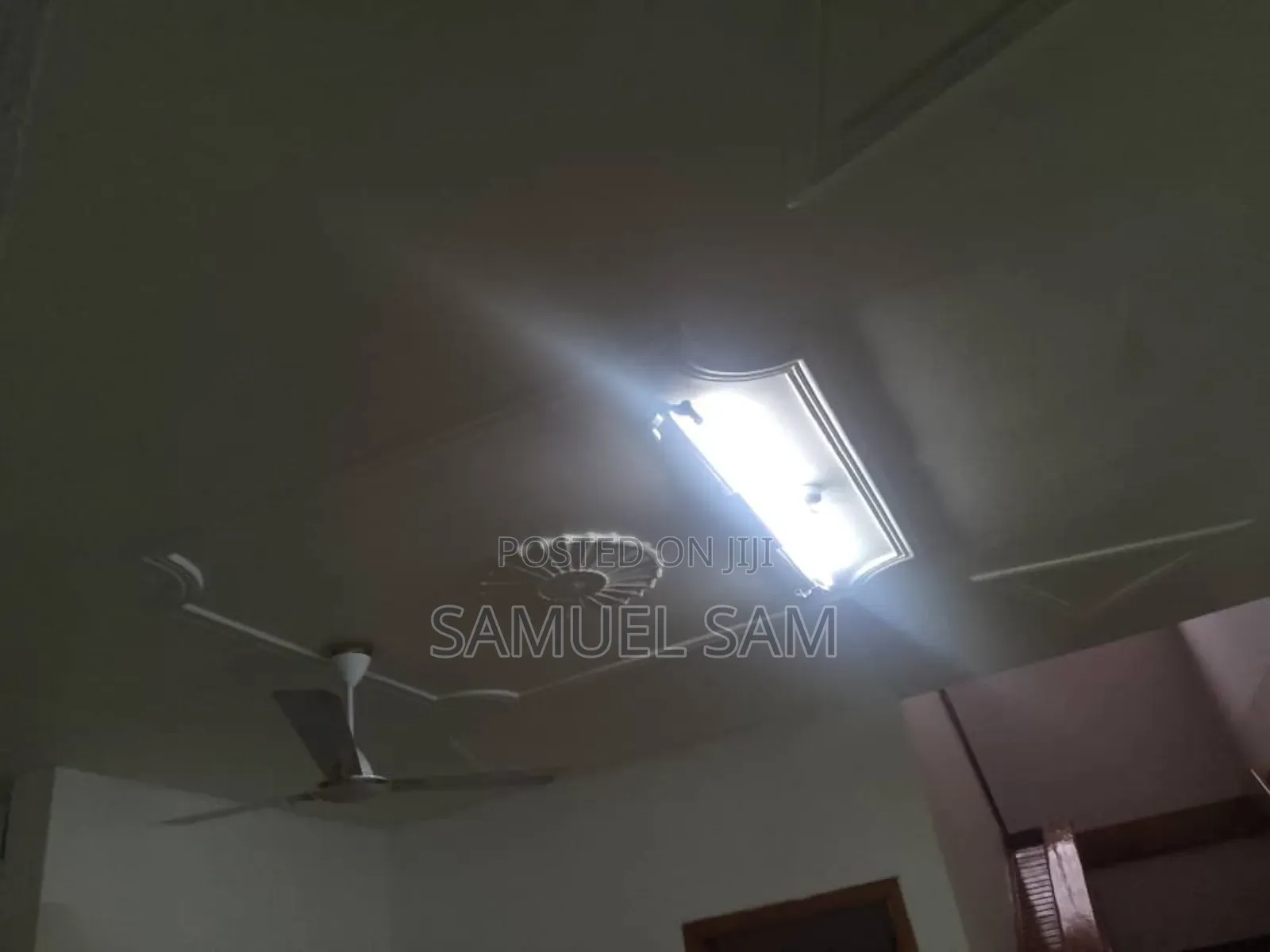 10bdrm House in Site A, Tema Metropolitan for rent