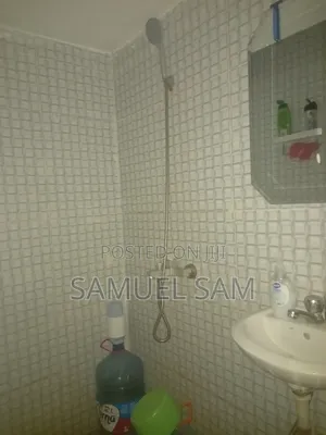 1bdrm Apartment in Com.7, Tema Metropolitan for rent