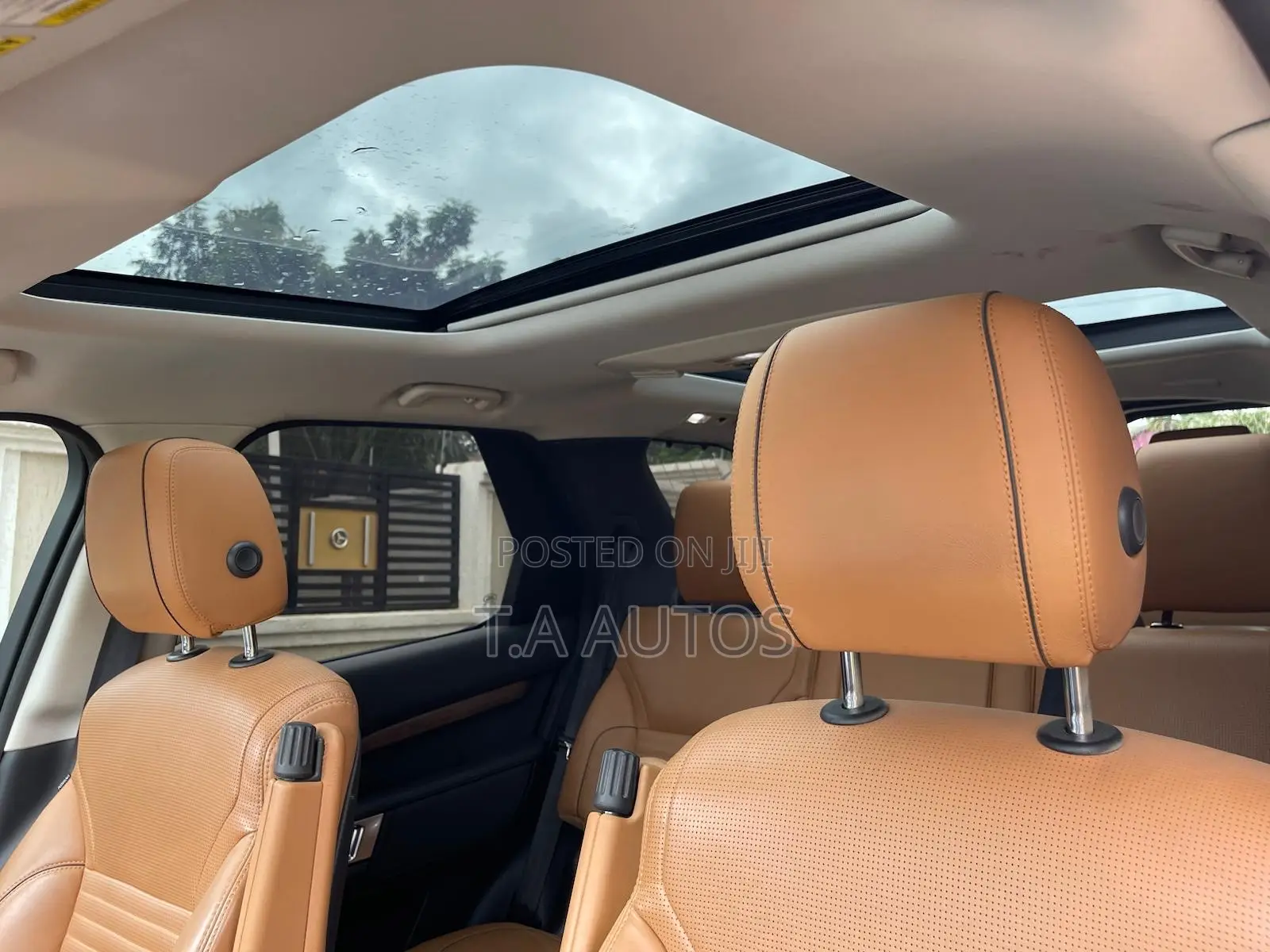 Land Rover Discovery HSE 4x4 2018 Blue