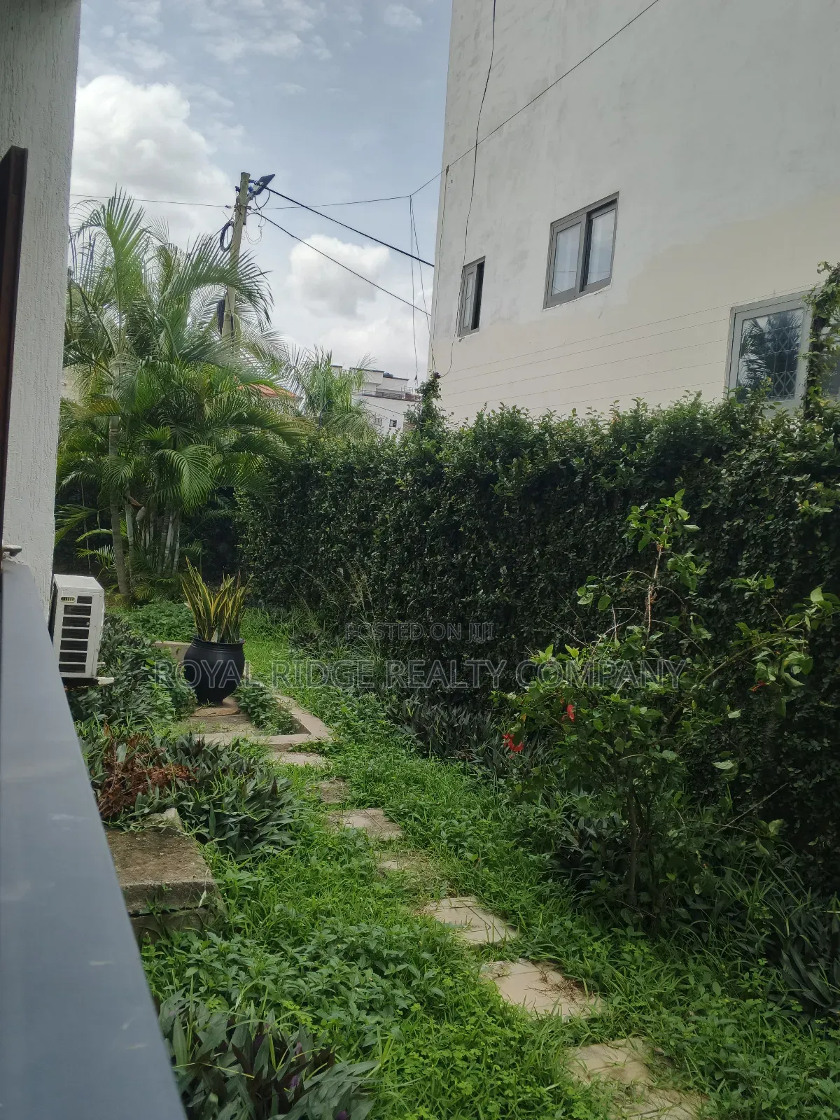 Furnished 2bdrm Apartment in East Airport, Accra Metropolitan for rent