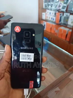 Samsung Galaxy A8 32 GB Black