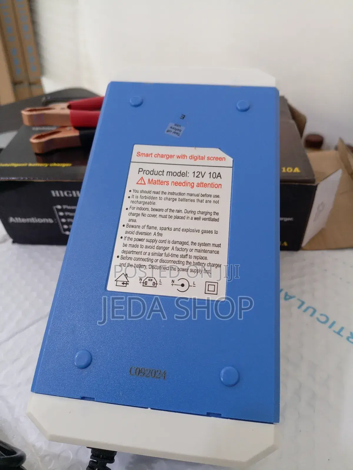 LCD Dynamic Display 10a Battery Charger