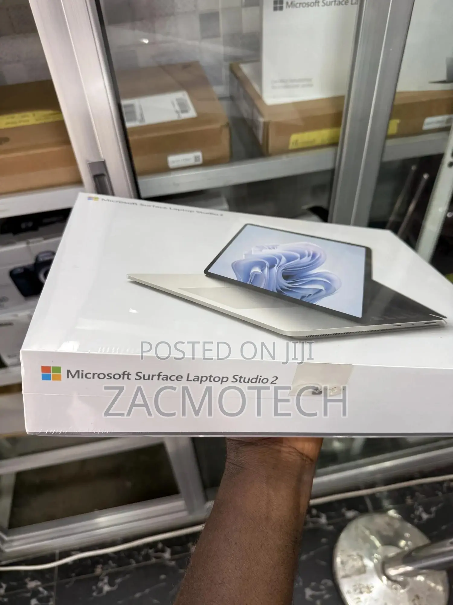 New Microsoft Surface Laptop Studio 2 16GB Intel Core I7 SSD 512GB