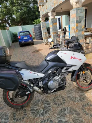 Suzuki V-Strom 2024 White