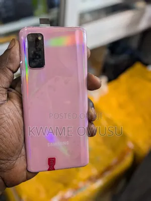 New Samsung Galaxy S20 128 GB Pink