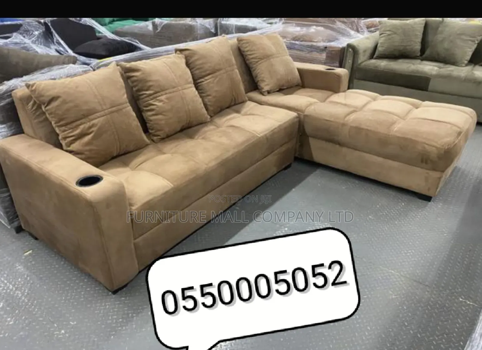 Chairmans Lovely Couch 🛋As Seen😍💯. Free Delivery