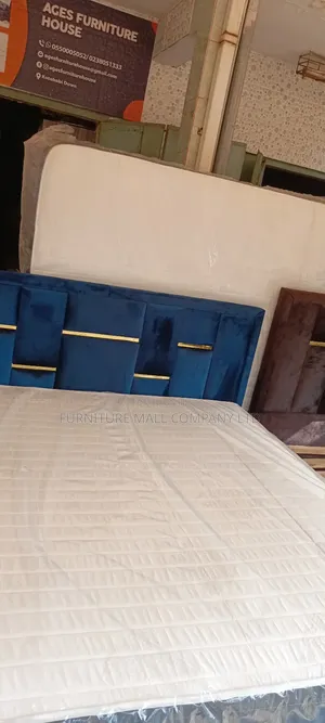 Sweet Canadian 72x75 Queen's Bed With Mattress😍💯 Free Delv
