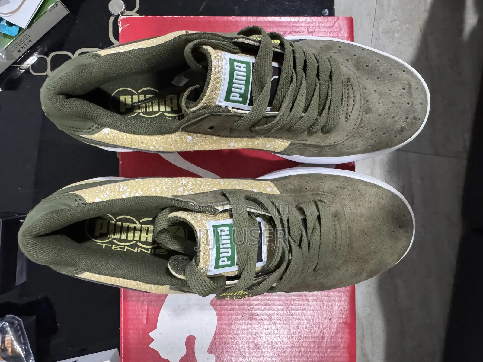 Puma Sneakers