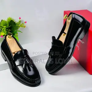 Photo - Salvatore Ferragamo Ring My Bell Shoe