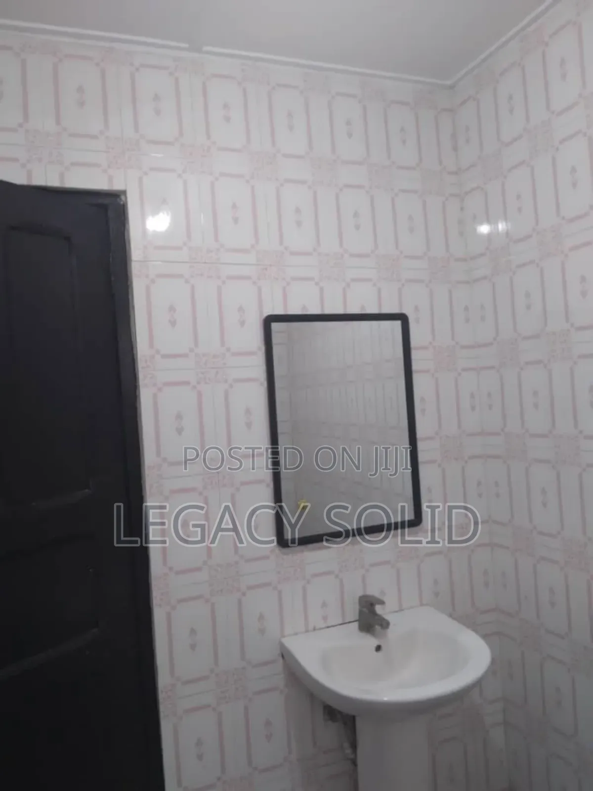 2bdrm Apartment in 𝙻𝚎𝚐𝚊𝚌𝚢 𝚜𝚘𝚕𝚒𝚍 𝚛𝚎𝚊𝚕, Teshie for rent