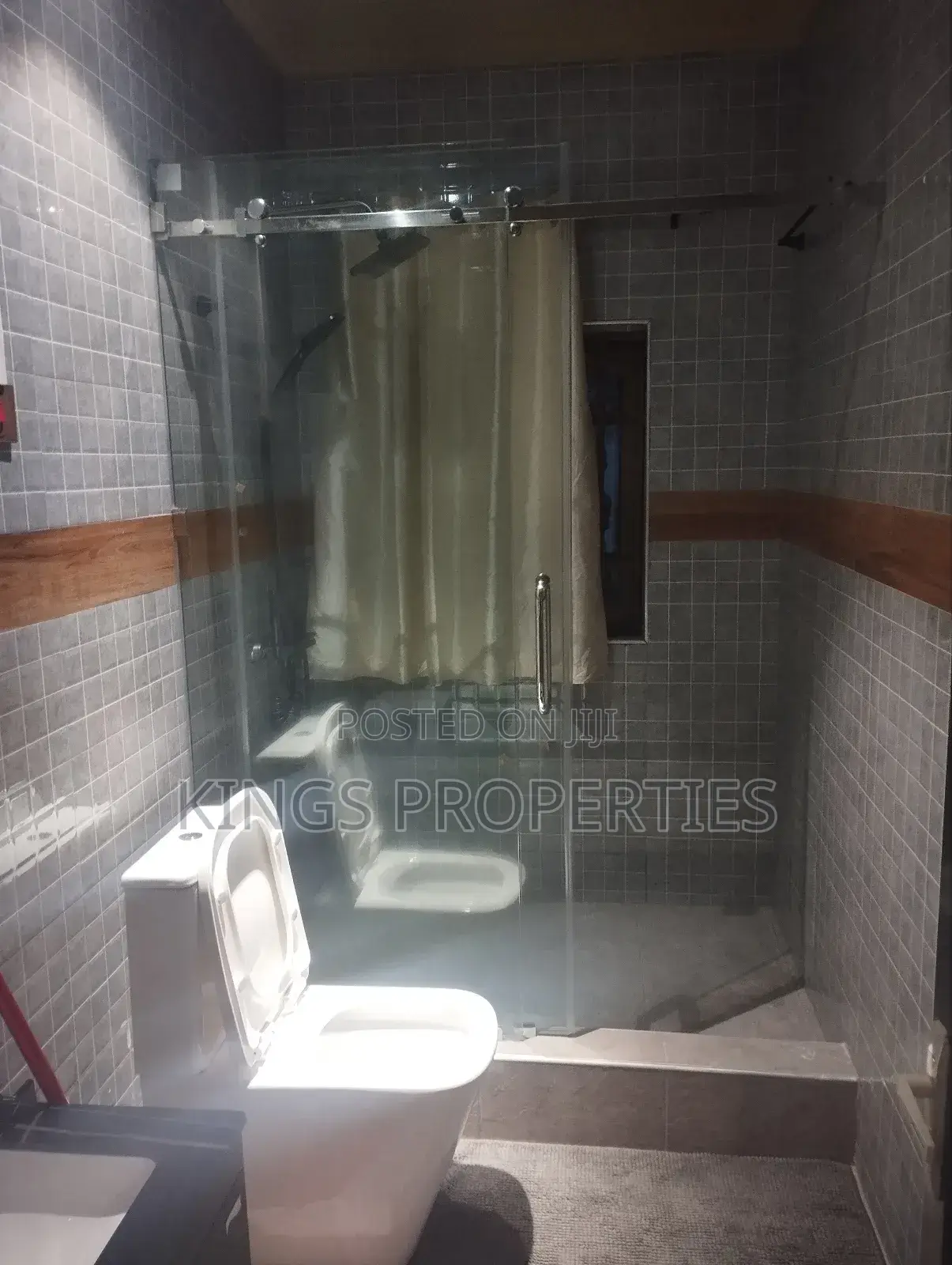 Furnished 1bdrm Apartment in West Hills Mall for rent