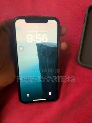 Apple iPhone 11 64 GB Red