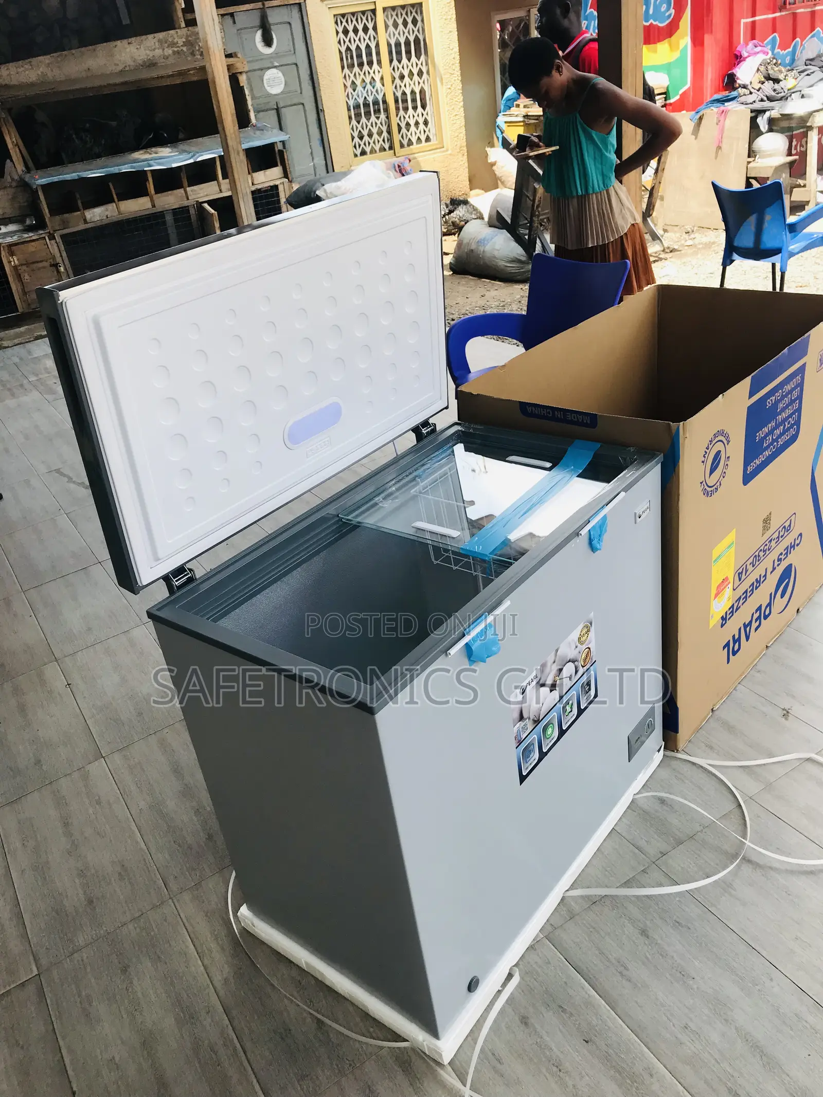 Adorable Nice 200l Slide Glass Singledoor Pearl Freezer