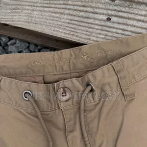 High Quality Plain Cargo Pants Available in Stock