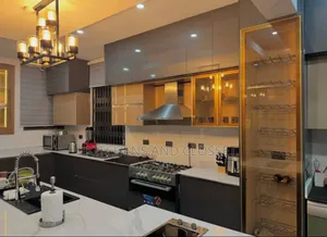 Luxury Kitchen Cabinent