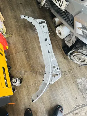 Mercedes Benz C300 2016-2020 Headlight Support Available