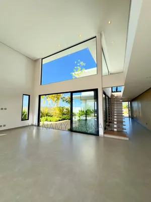 4bdrm House in Accra for sale