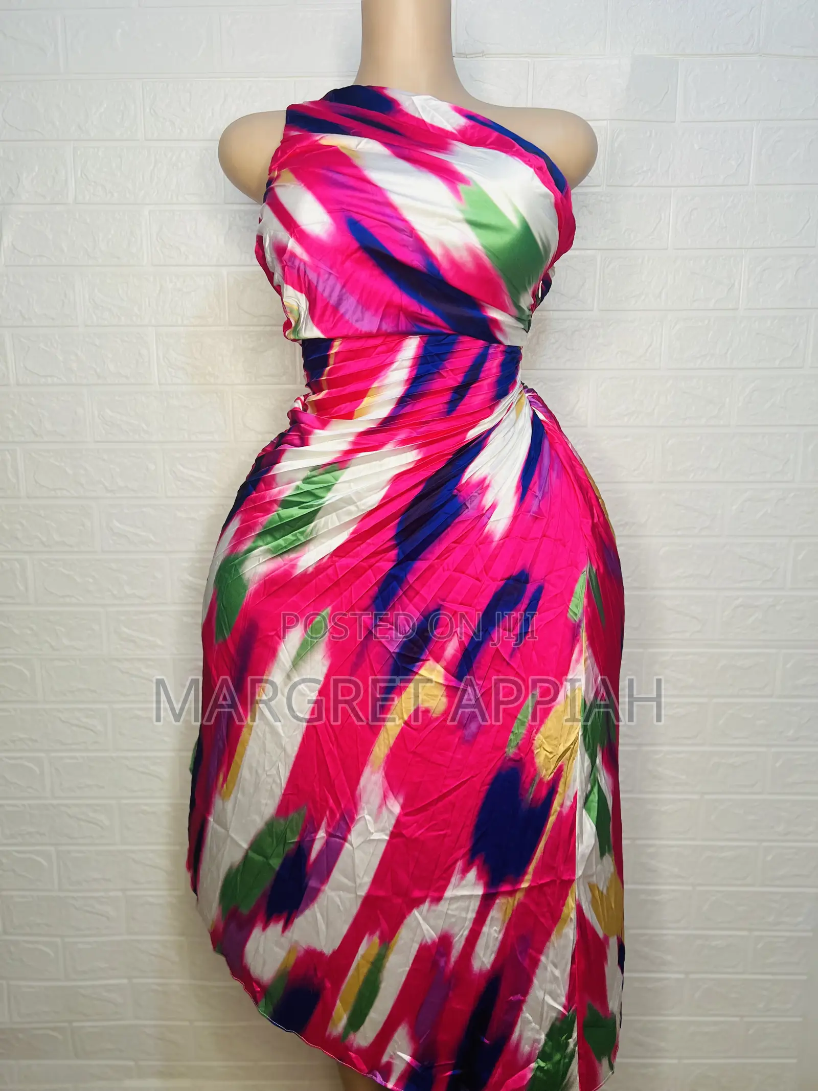 Multi Color One Hand Dress