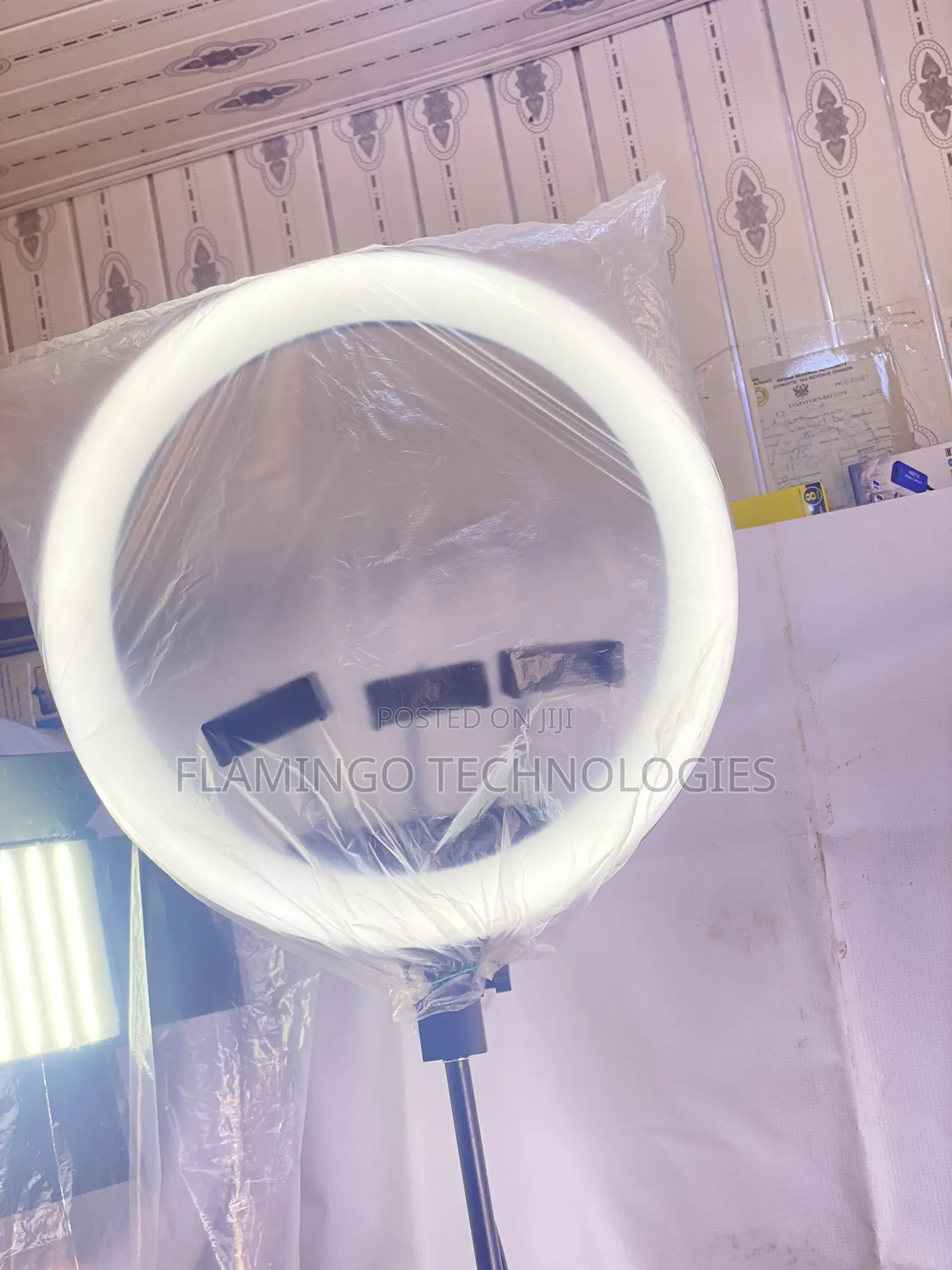 Varicolor 18inchs Inch Ring Light