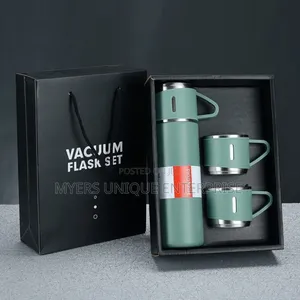 Photo - Vacuum Flask With 3 Cups for on-the-Go Sipping