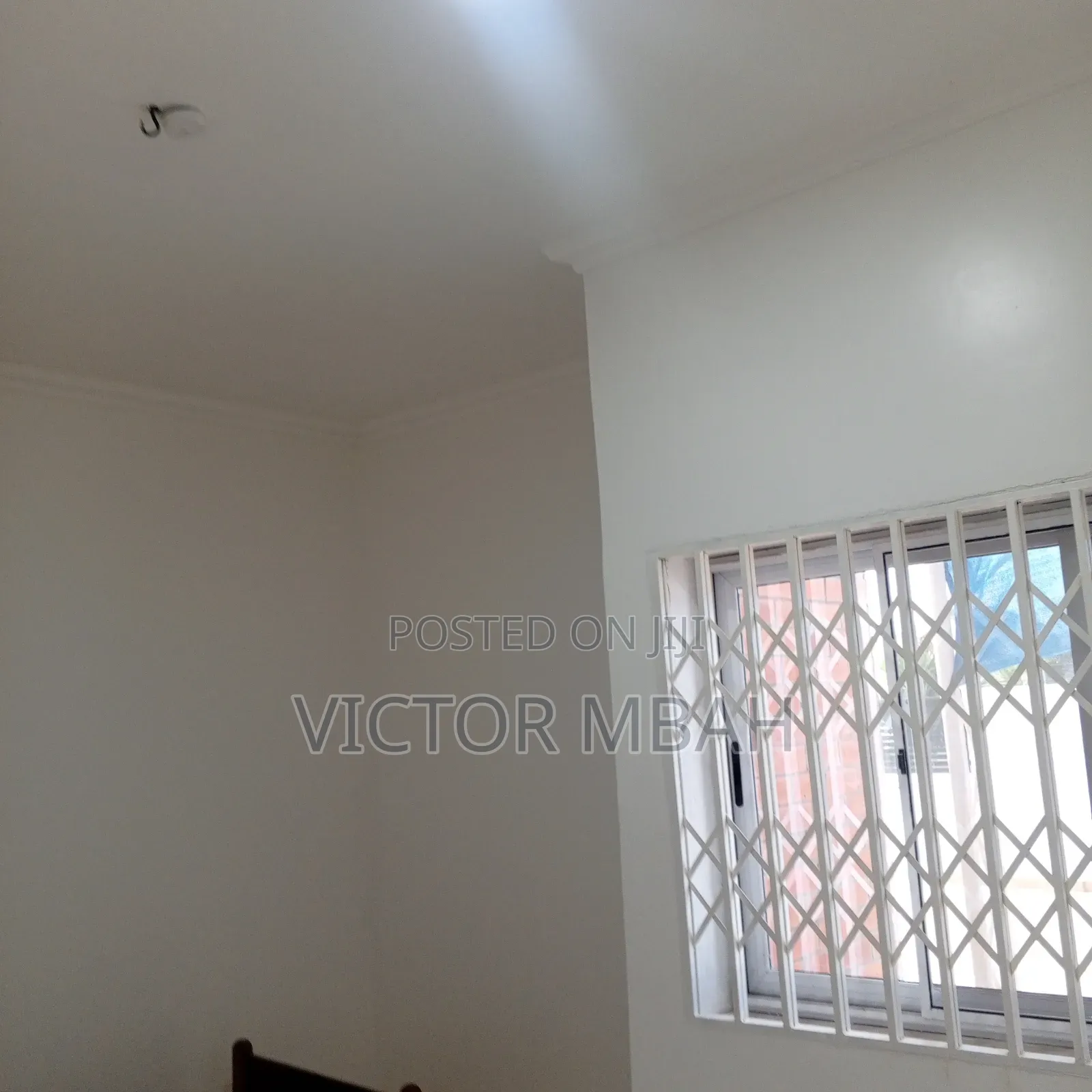 4bdrm Bungalow in Dc Properties, Tema Metropolitan for sale