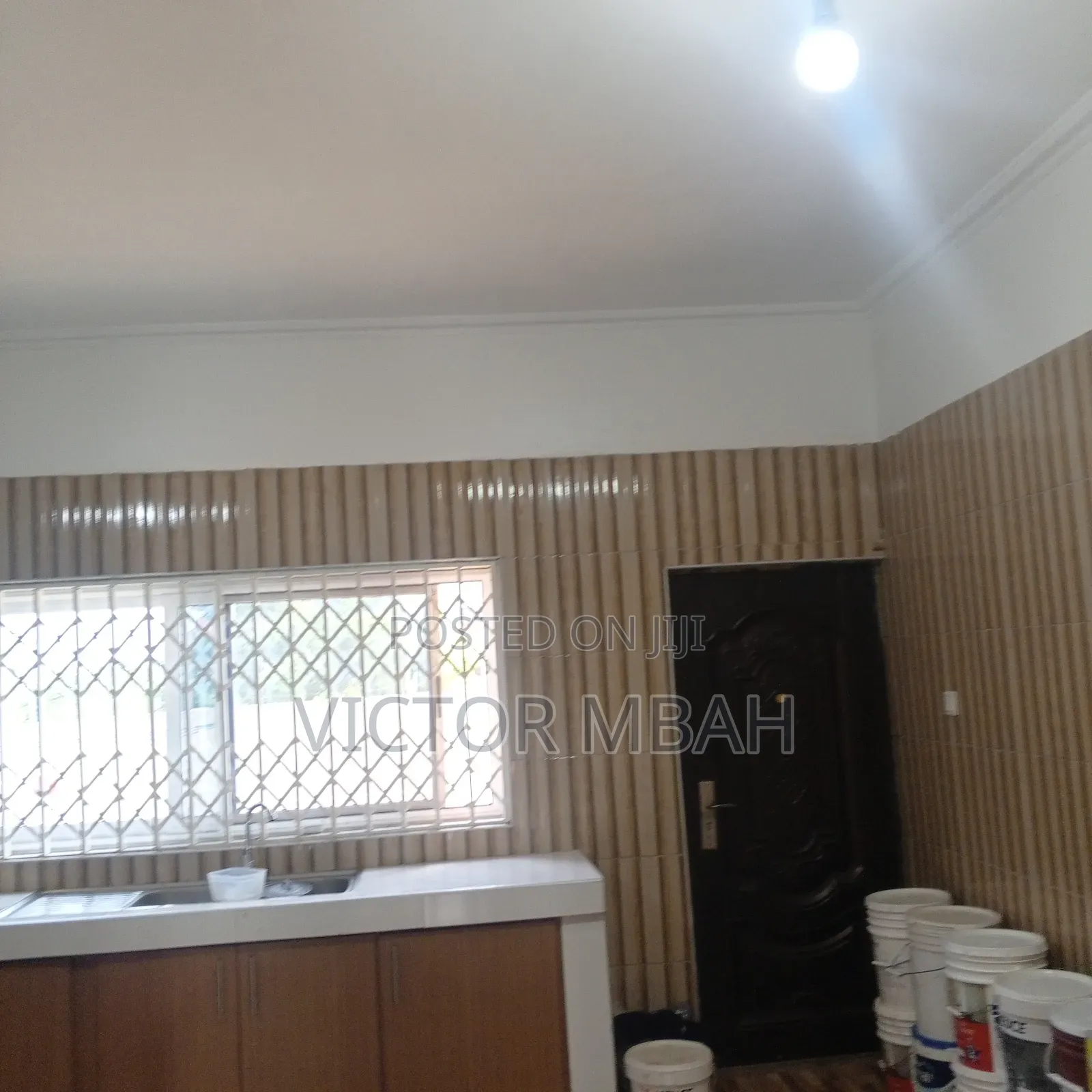 4bdrm Bungalow in Dc Properties, Tema Metropolitan for sale