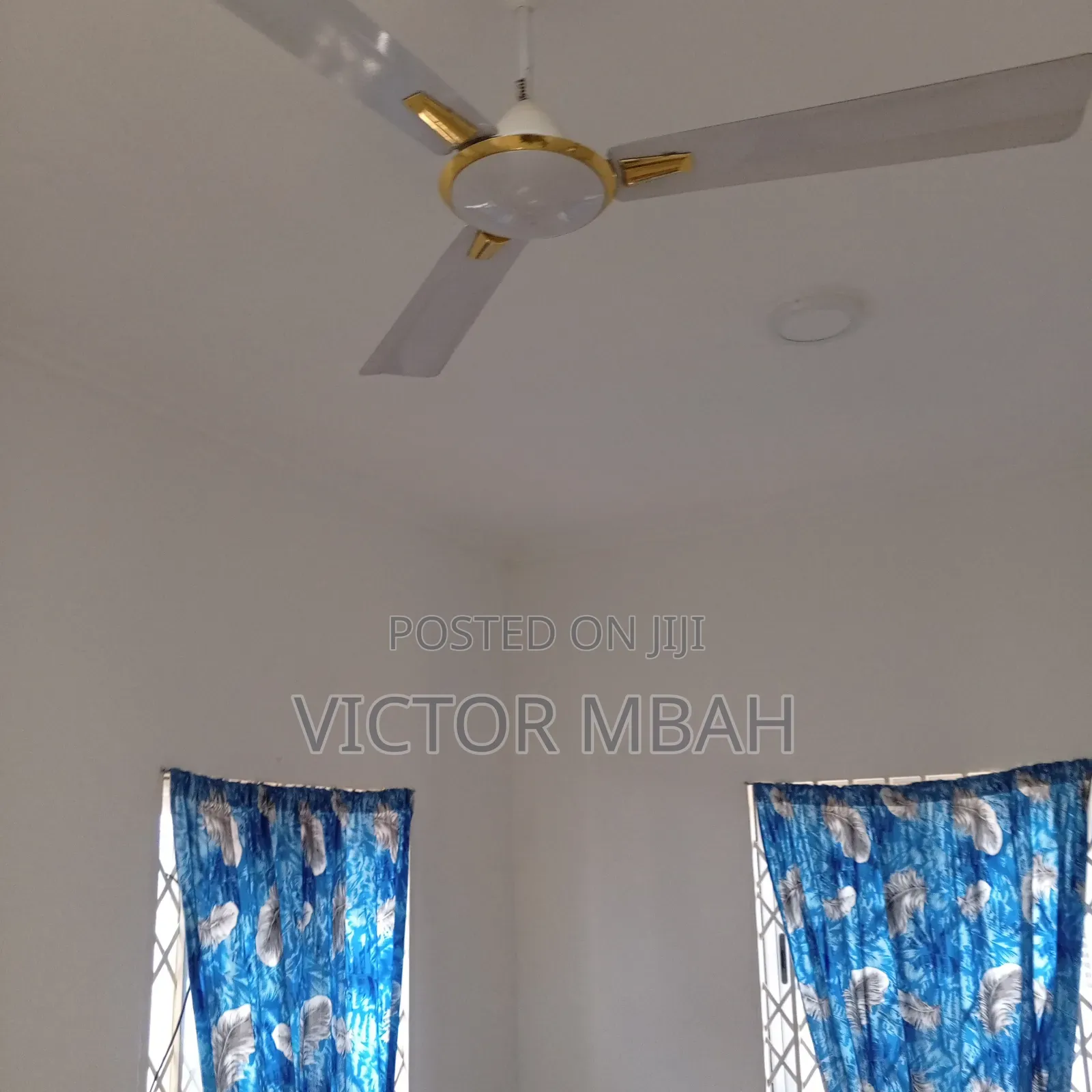 4bdrm Bungalow in Dc Properties, Tema Metropolitan for sale