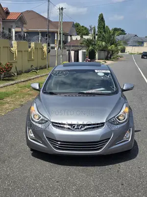 Hyundai Elantra Limited 4dr Sedan (1.8L 4cyl 6A) 2014 Gray