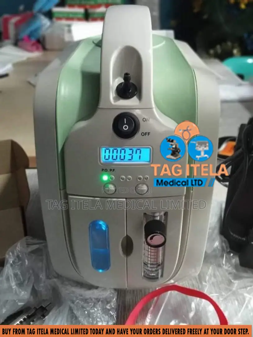 Oxygen Concentrator (5ltrs Rechargeable)