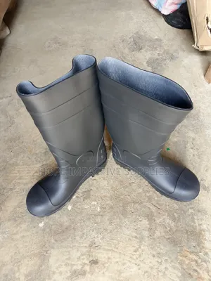 Steel Toe Safety Wellington Boots.(Limited Sizes Available)
