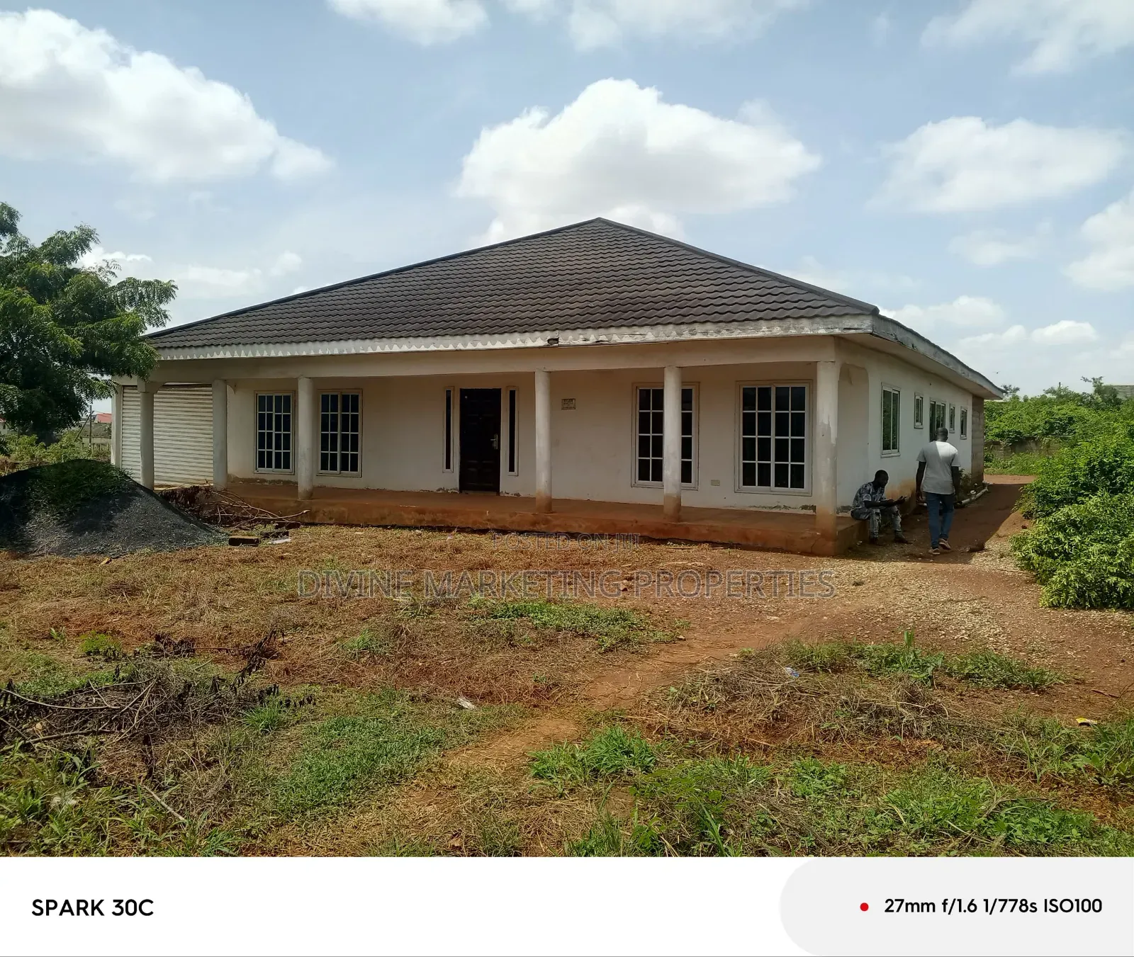5bdrm House in Valley View for sale