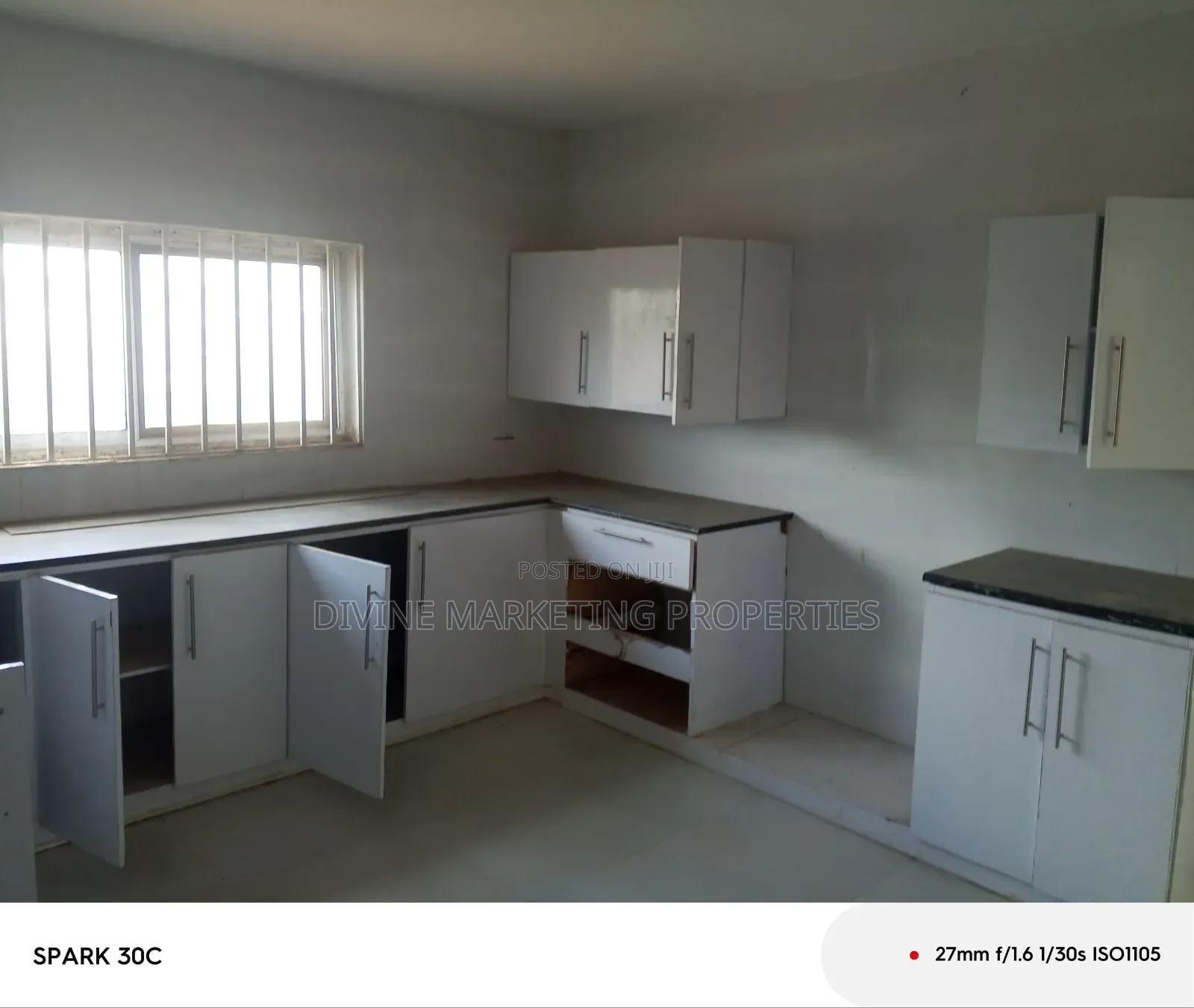 5bdrm House in Valley View for sale