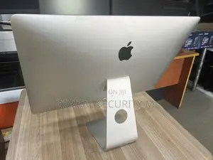 Desktop Computer Apple iMac 16GB Intel Core I5 SSD 256GB