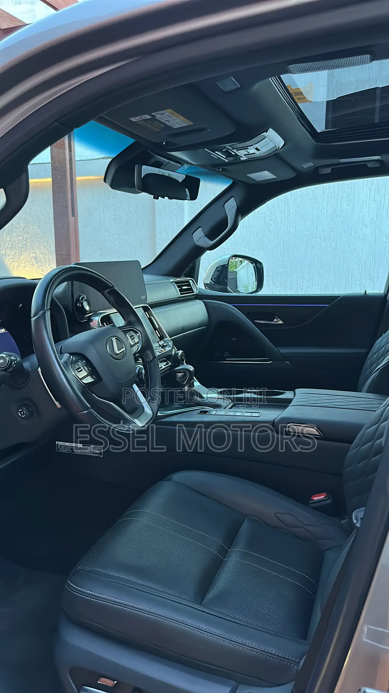 Lexus LX 2022 Black