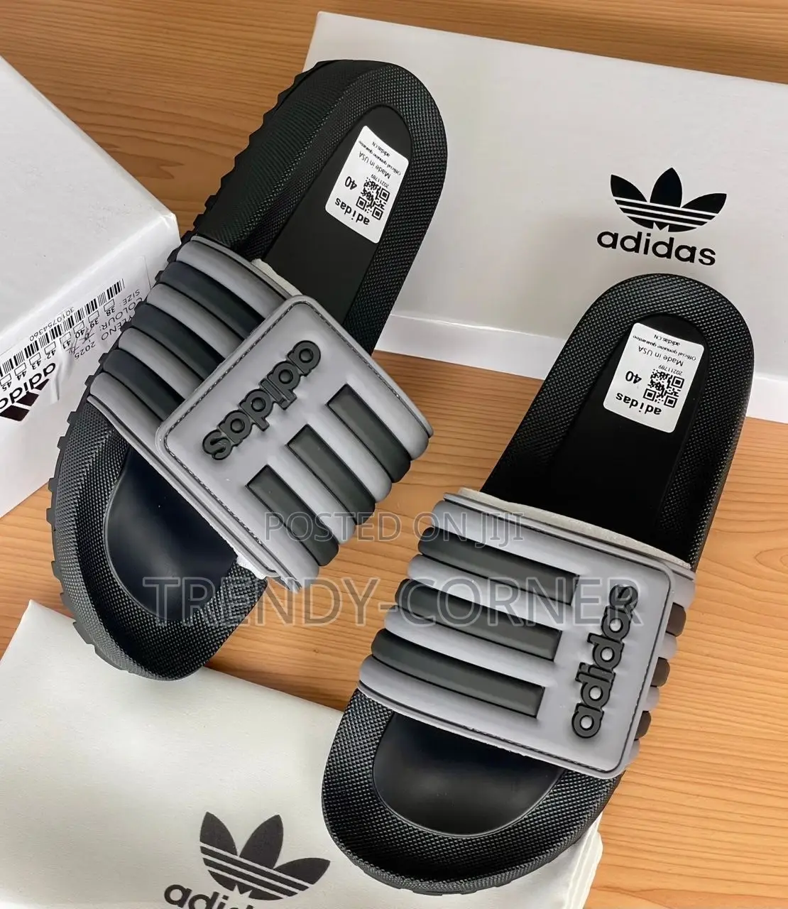 Buffalo, Balanciaga Adidas Slides
